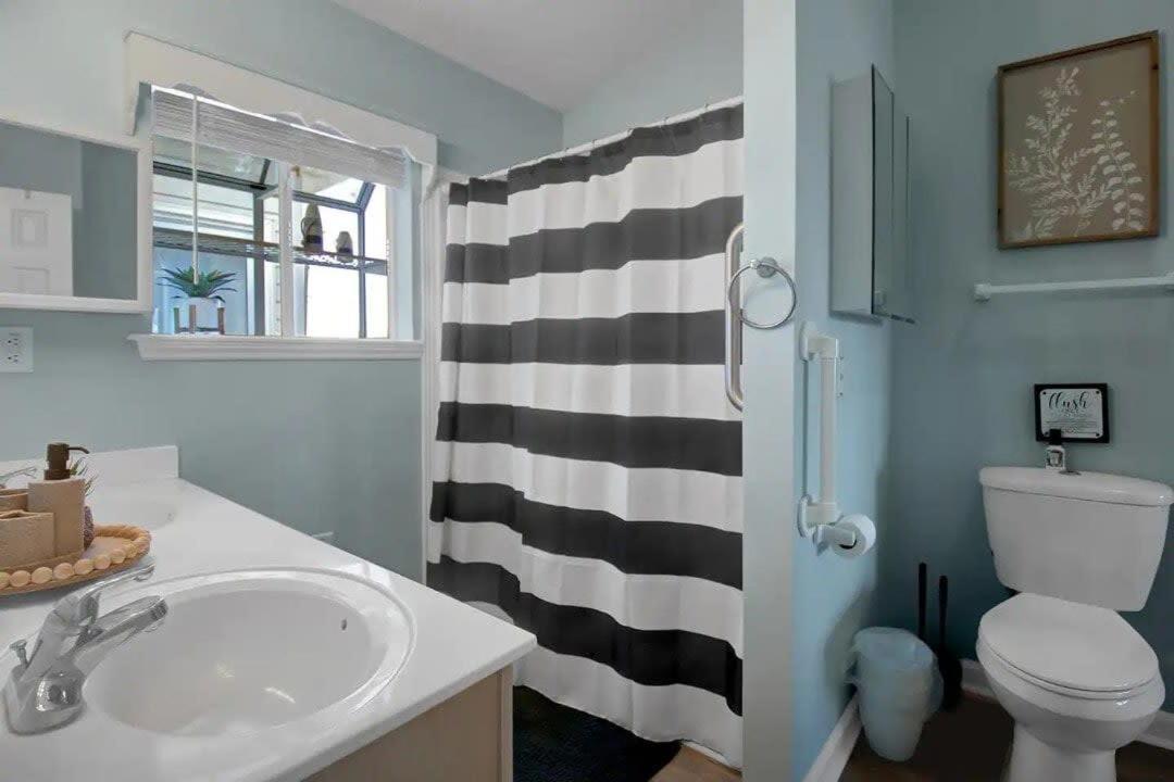 Surf City Serene Waterfront Vacation Home Kültér fotó