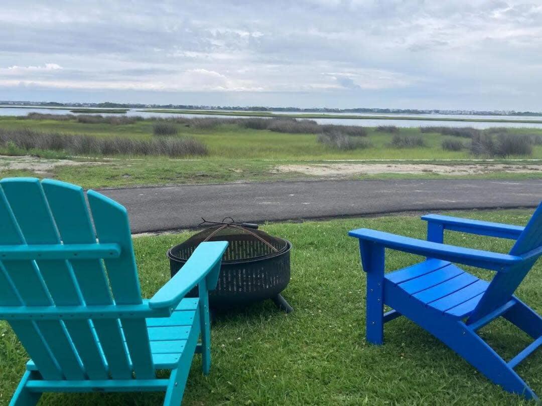 Surf City Serene Waterfront Vacation Home Kültér fotó